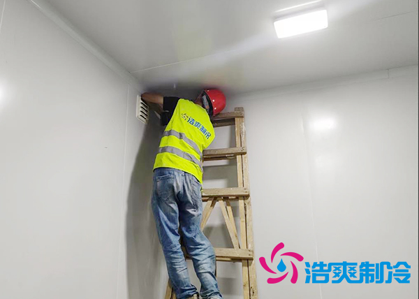 生鮮蔬菜市場(chǎng)冷庫(kù)應(yīng)該建多大？-浩爽制冷